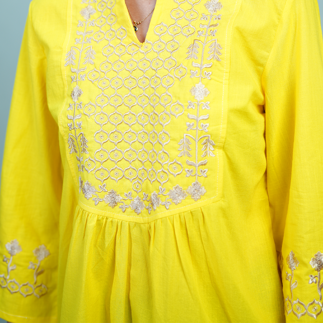 تصویر تونیک زنانه کالکشن طبیعت رنگ زرد 